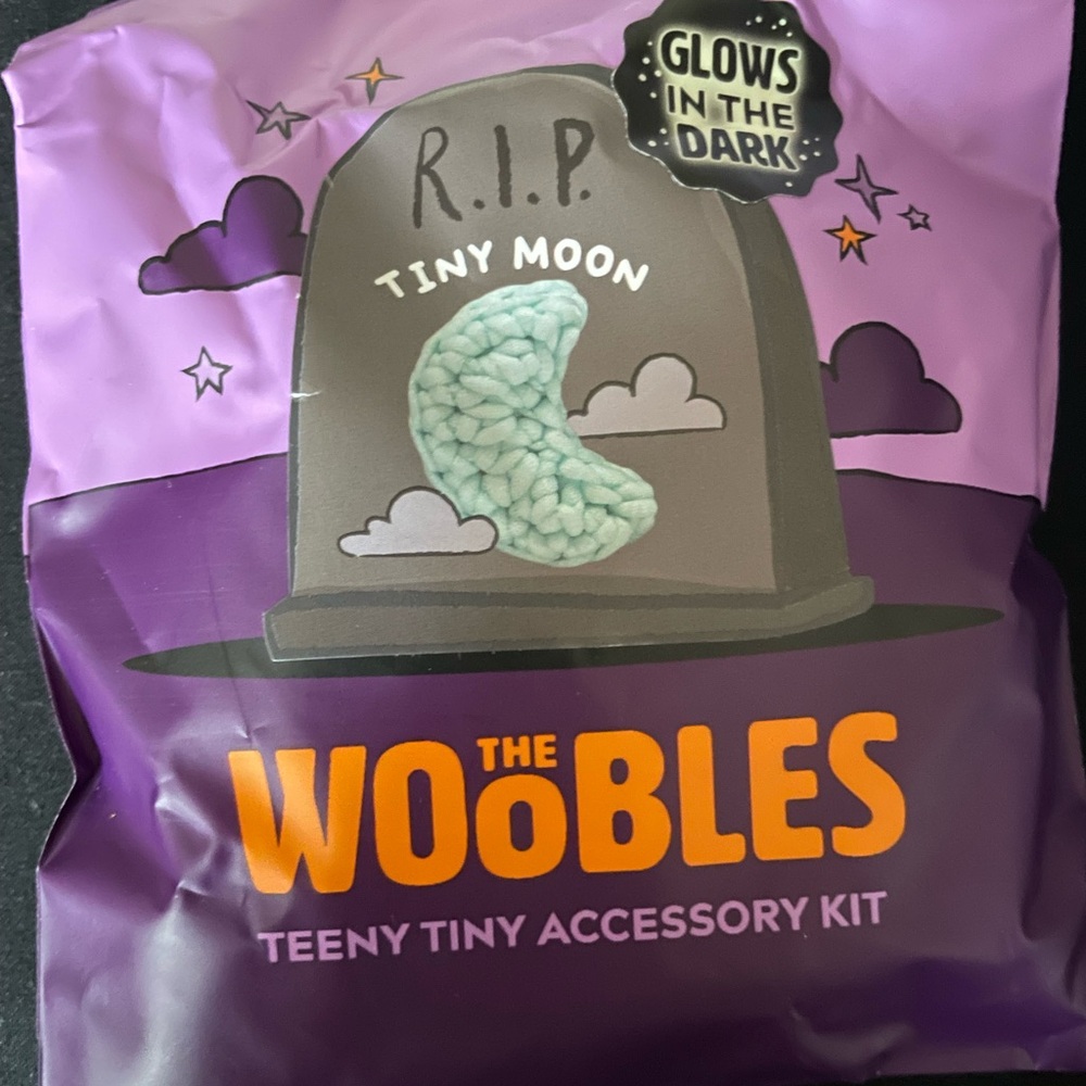 The Woobles Tiny Moon Accessory Kit